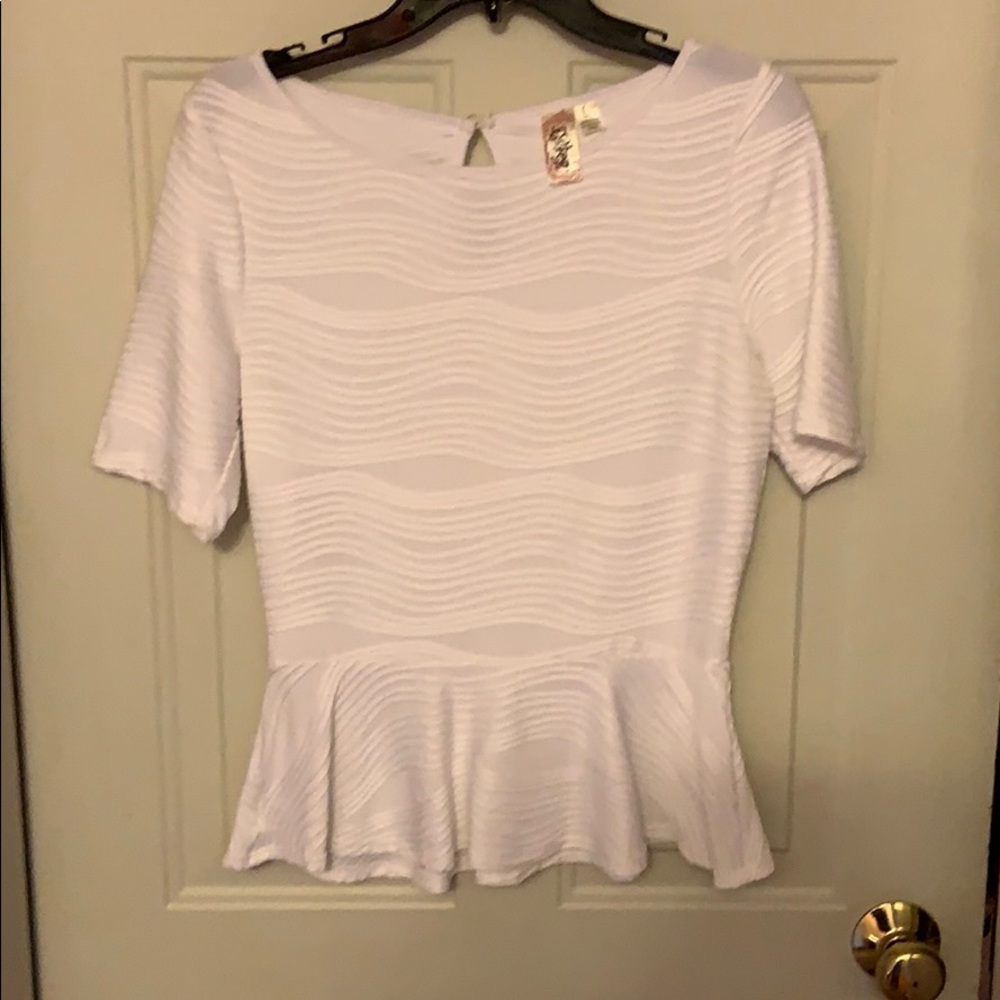 🌻🌻Beautiful white shirt